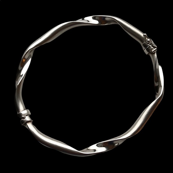 Jewelry - Sterling Silver Twist Hinged Bangle Bracelet Italy